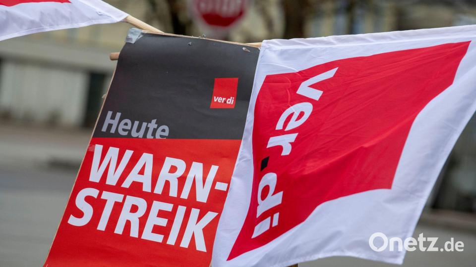 Noch sind die Positionen von Gewerkschaft und Arbeitgebern weit auseinander. Archivbild: Stefan Puchner/dpa