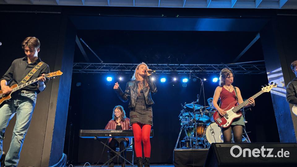 Auch wieder mit dabei bei „Weiden tobt“: die Band „Nonsense“. 2025 belegten die sechs Bandmitglieder den dritten Platz. Archivbild: mcl