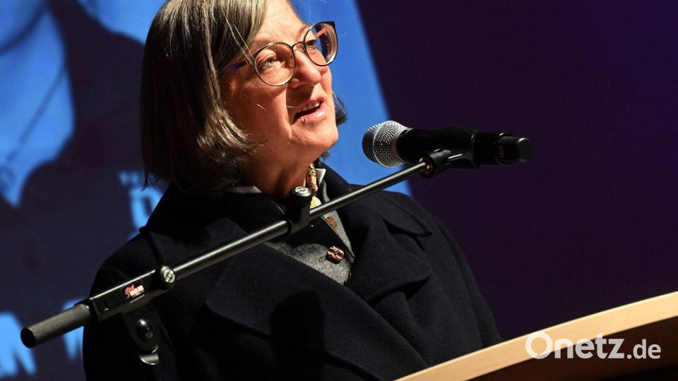 Bürgermeisterin Elisabeth Koch (CSU) hatte die Benennung des Kurparks nach Laura Dahlmeier vorangebracht. Bild: Felix Hörhager/dpa