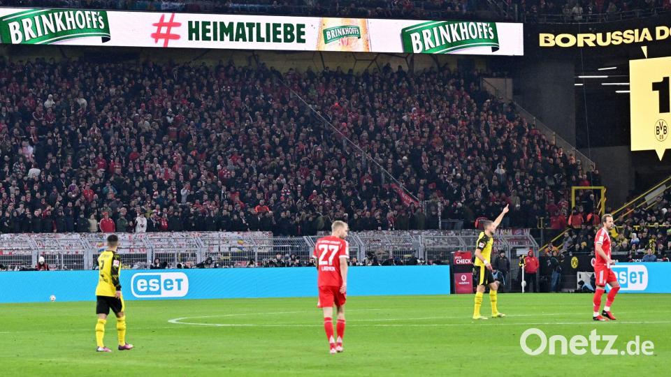 Die Gästefans des FC Bayern waren beim Topspiel in Dortmund merklich still. Bild: David Inderlied/dpa