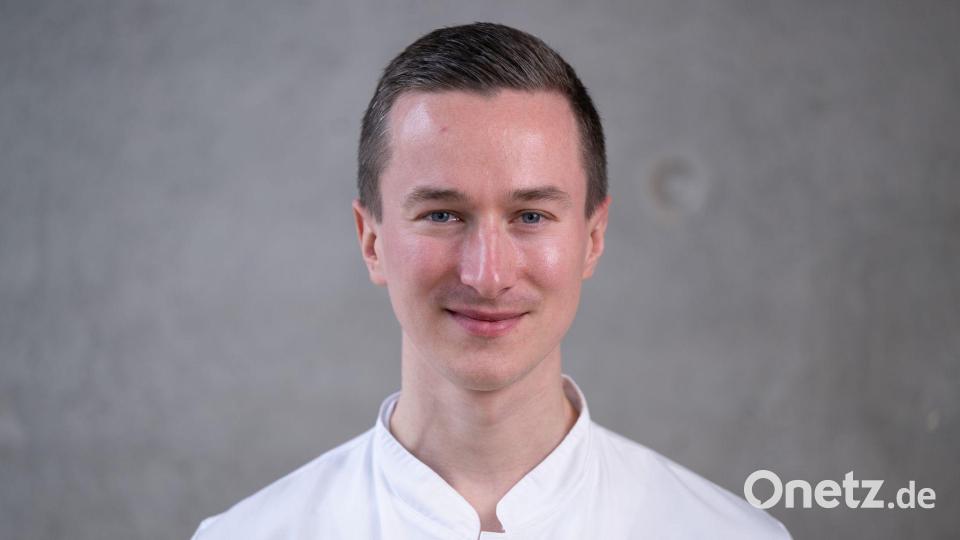 Dr. Timmy Strauß betreut als Arzt am Universitätsklinikum Dresden Patienten, die an einer Seltenen Erkrankung leiden. Bild: Sebastian Kahnert/dpa