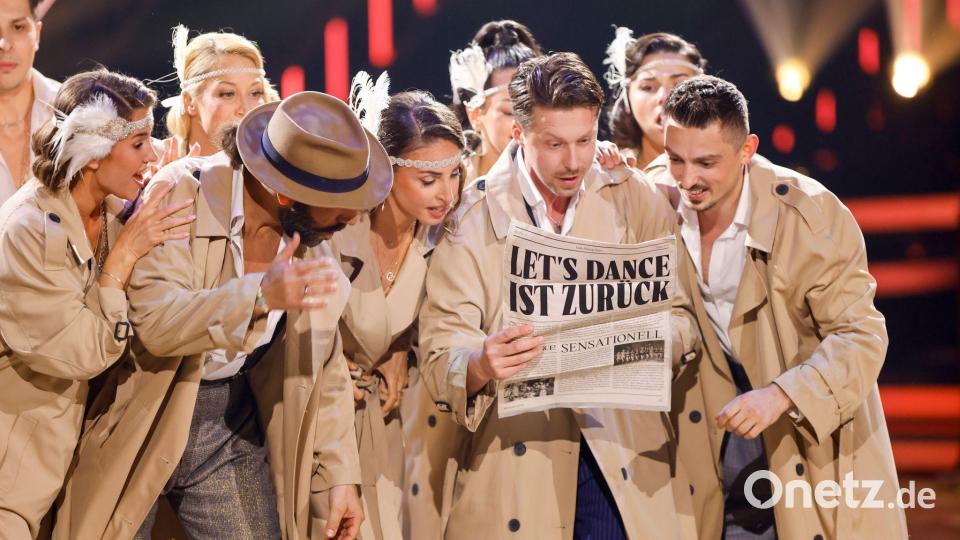 Profitänzer stehen in der RTL-Tanzshow „Let's Dance“ im Coloneum auf der Bühne. Bild: Thomas Banneyer/dpa