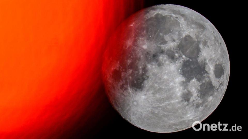 Mond am Morgenhimmel Bild: Hendrik Schmidt/dpa