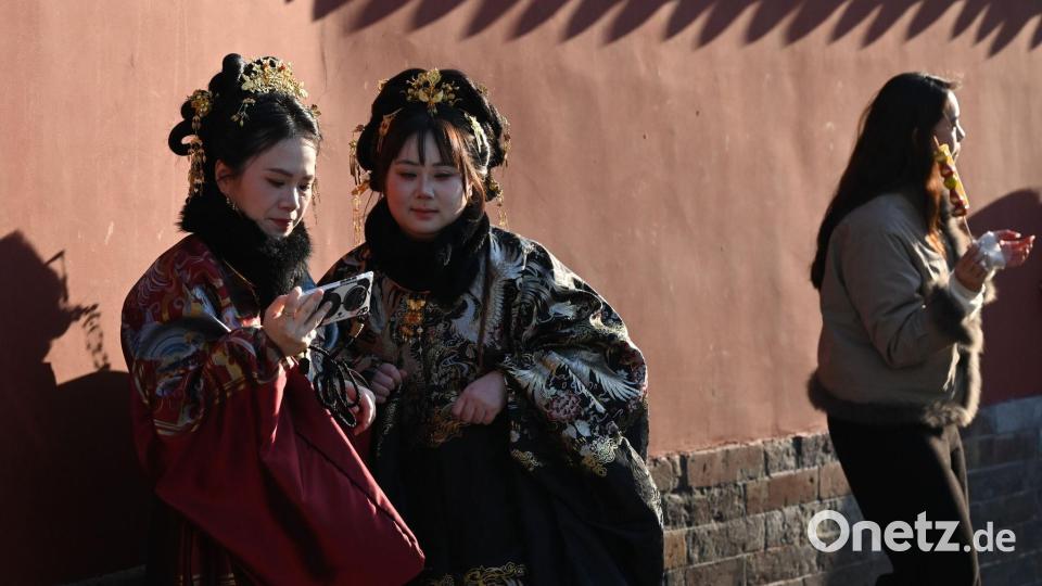 Traditionelle Kleidung und klassische Architektur sind auch in China der Renner für Social-Media-Inhalte. Bild: Johannes Neudecker/dpa