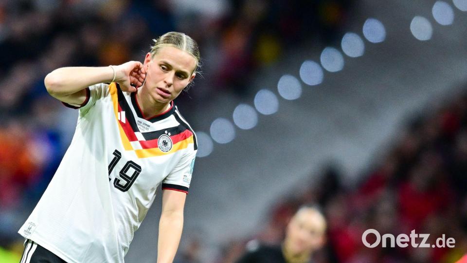 Muss dieses Mal zuschauen: Klara Bühl. (Archivbild) Bild: Sebastian Christoph Gollnow/dpa