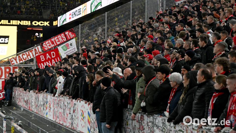 Wegen der Zusammenstöße vor Anpfiff boykottieren einige Bayern-Fans die Partie in Dortmund. (Archivbild) Bild: Federico Gambarini/dpa