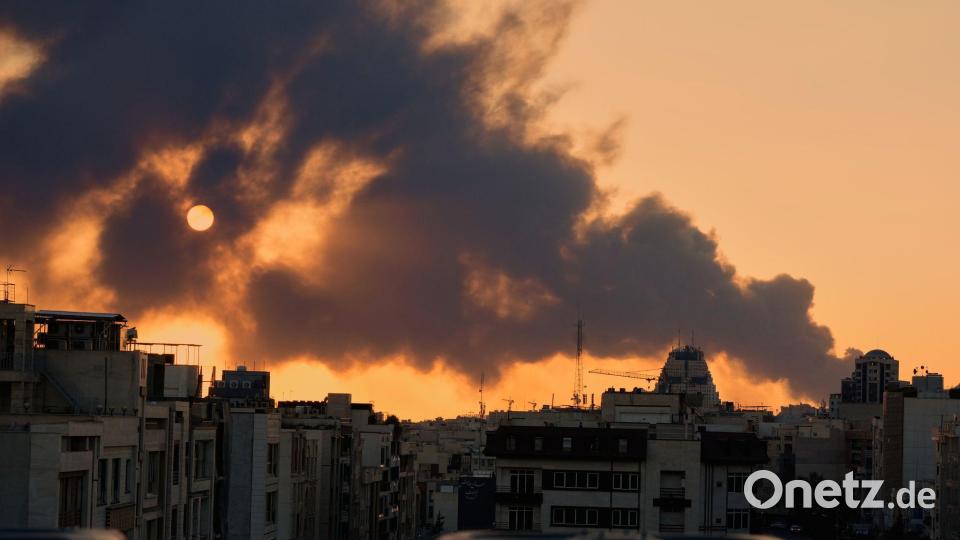 Israels Luftwaffe bombardiert weiterhin Ziele in Irans Hauptstadt Teheran. (Archivbild) Bild: Vahid Salemi/AP/dpa