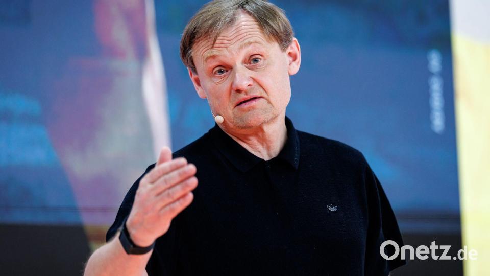 Adidas-Vorstandschef Björn Gulden bleibt bis 2030 an der Spitze des Unternehmens. Bild: Daniel Karmann/dpa