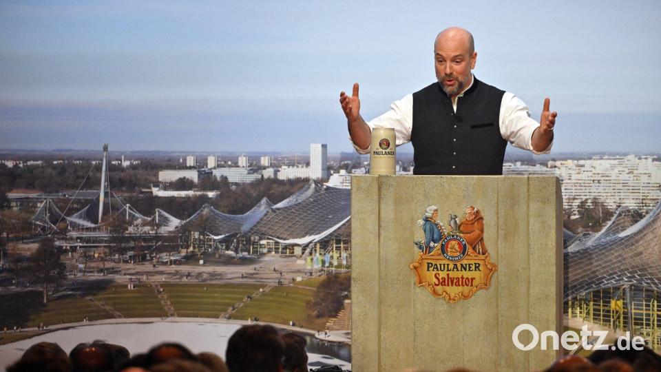 Die Premiere von Stephan Zinner als Fastenprediger darf man als gelungen bezeichnen. Bild: Peter Kneffel/dpa