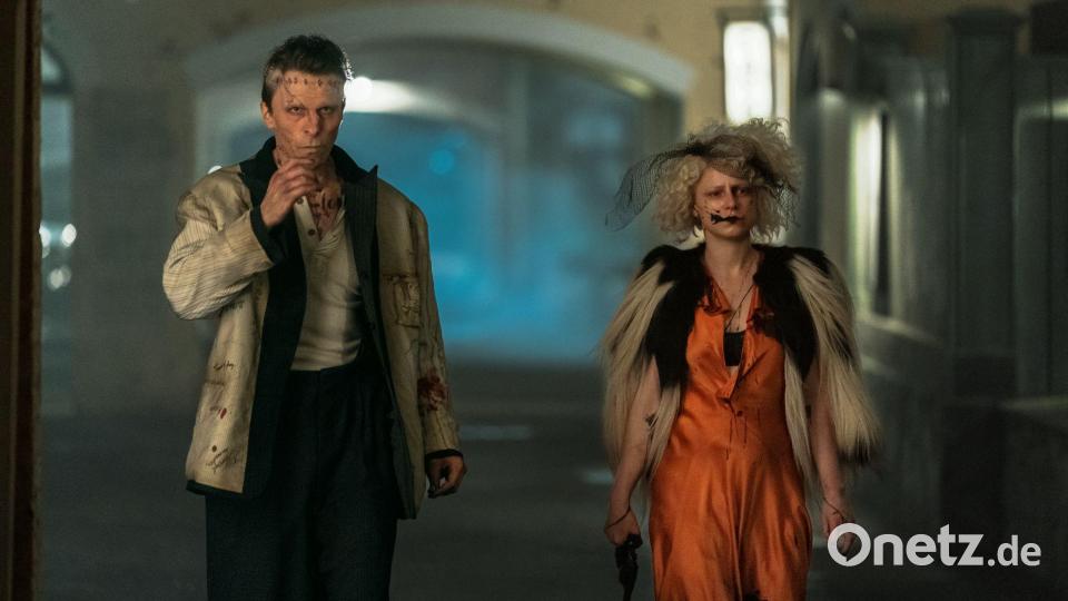 „Frank“ ist eigentlich kein gnadenloser Killer, sondern ein besonderer Fan von Musicalfilmen. (Handout-Foto) Bild: Niko Tavenise/Courtesy of Warner Bros. Pictures/dpa