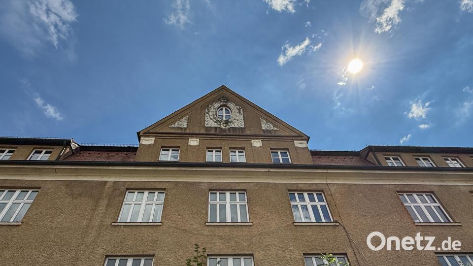 Das Hauptgebäude zur Leopoldstraße hin steht unter Denkmalschutz. Wie die anderen historischen Bereiche der Kaserne auch. Bild: Stephan Huber