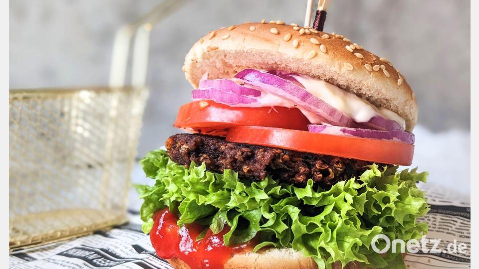 In der EU dürfen vegetarische Produkte ohne Fleisch weiter als „Veggie-Burger“ verkauft werden. (Symbolbild) Bild: Doreen Hassek/haupstadtkueche.blogspot.com/dpa-tmn