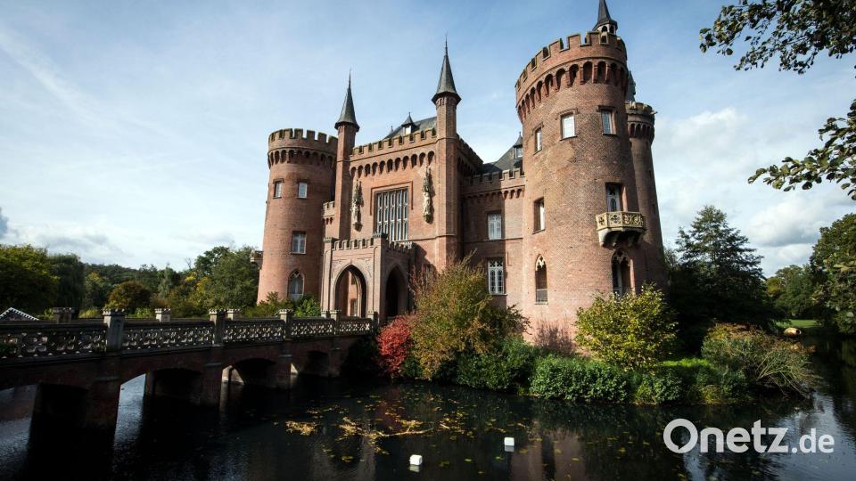 Das Museum Schloss Moyland hütet rund 6.000 frühe Werke des Künstlers Joseph Beuys. (Archivbild) Bild: Bernd Thissen/dpa/dpa-tmn