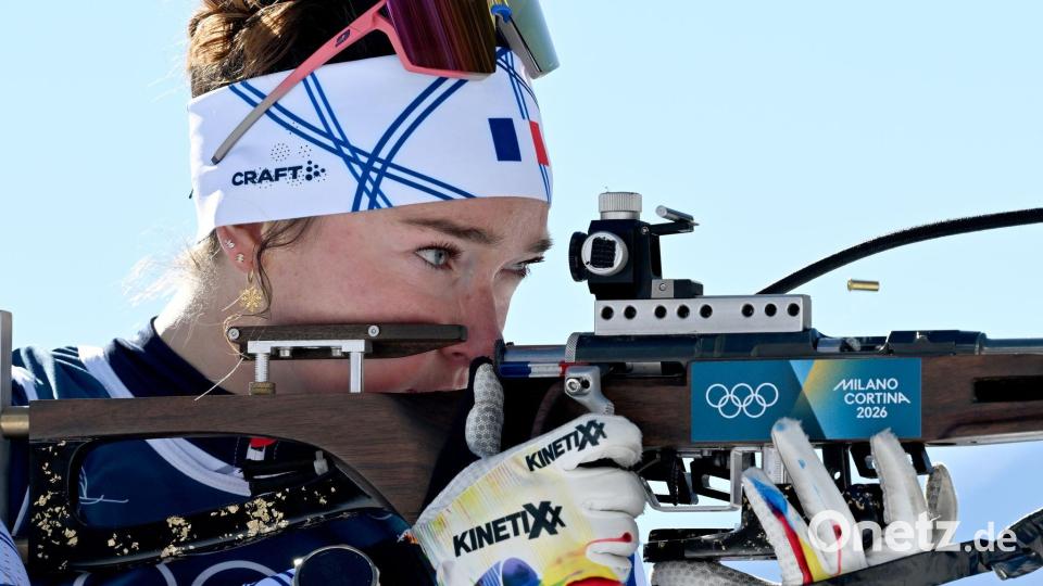 Lou Jeanmonnot holt sich ihre erste Kristallkugel der Saison, aber knapp. (Archivbild) Bild: Hendrik Schmidt/dpa
