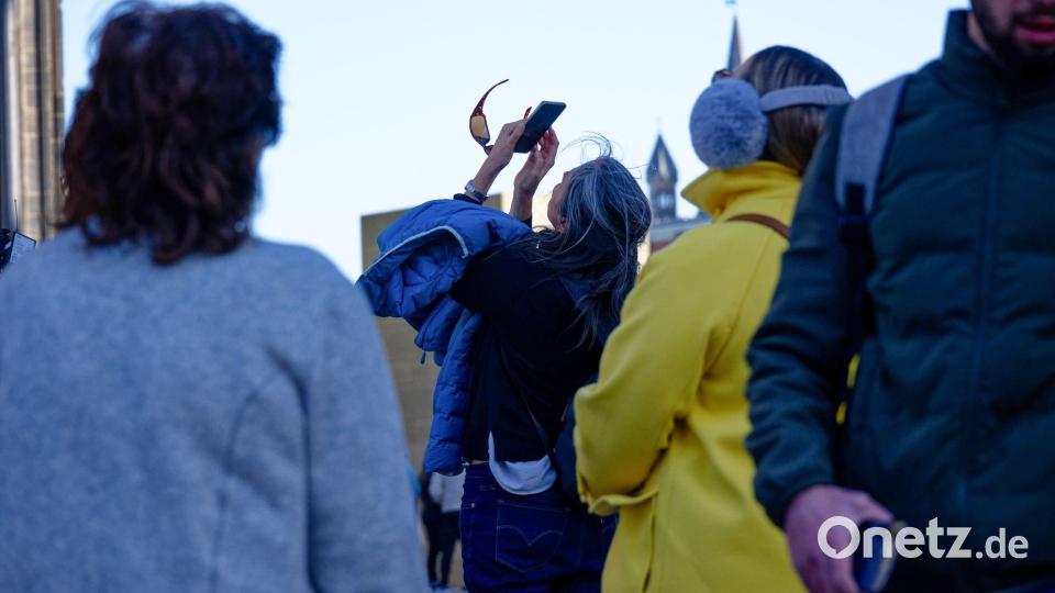 Der Dom ist ein beliebtes Fotomotiv. Bild: Henning Kaiser/dpa
