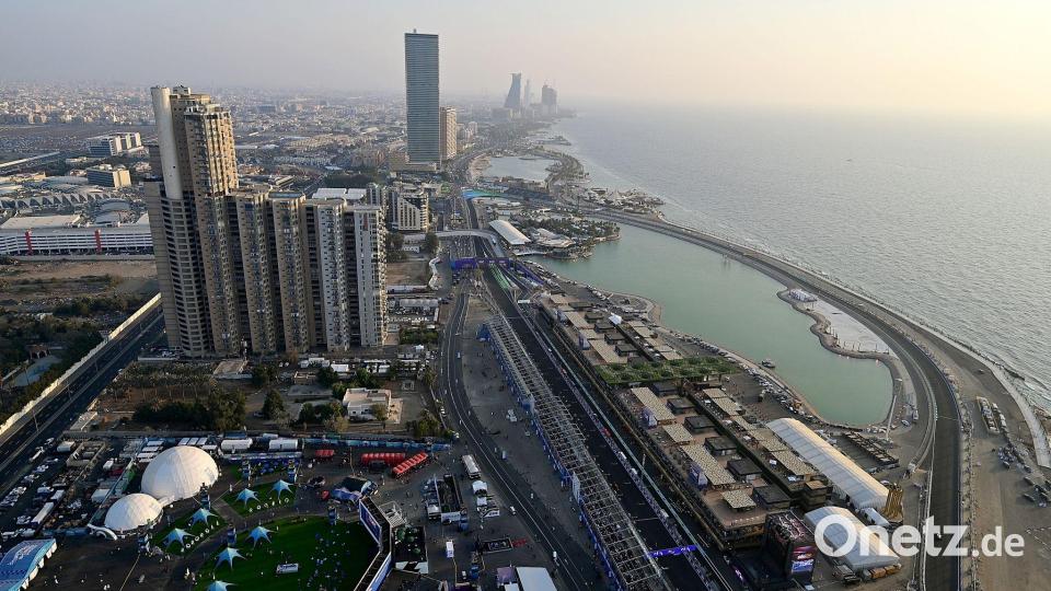 Fans in Saudi-Arabien wollen die Formel 1 in diesem Jahr live sehen. (Archivbild) Bild: Hasan Bratic/dpa