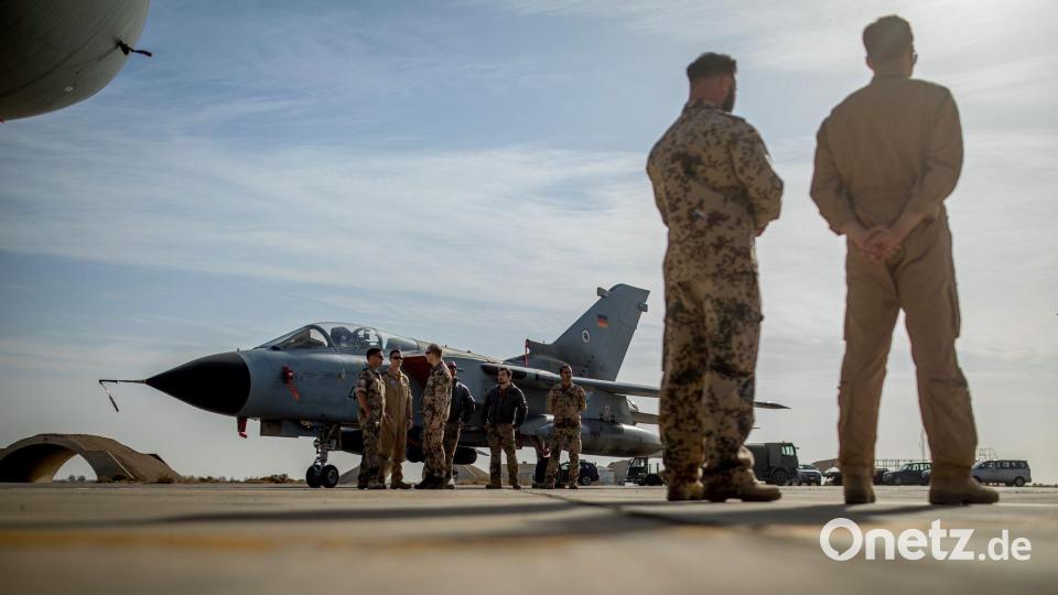 Könnte Deutschland über Artikel 5 der Nato in den Iran-Krieg verwickelt werden? Theoretisch müssen Bundeswehrsoldaten darauf vorbereitet sein. Bild: Michael Kappeler/dpa