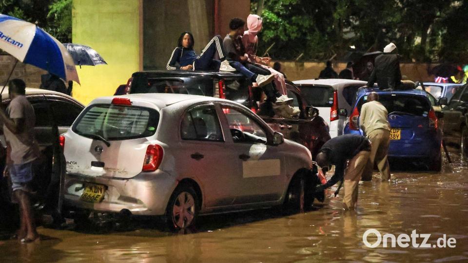 Auch Straßen, Geschäfte und andere Infrastruktur wurden beschädigt. Bild: Andrew Kasuku/AP/dpa