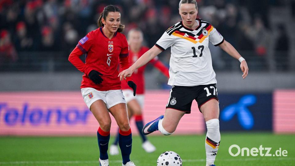 DFB-Verteidigerin Franziska Kett (r) machte über die linke Seite viel Tempo. Bild: Carina Johansen/NTB/dpa
