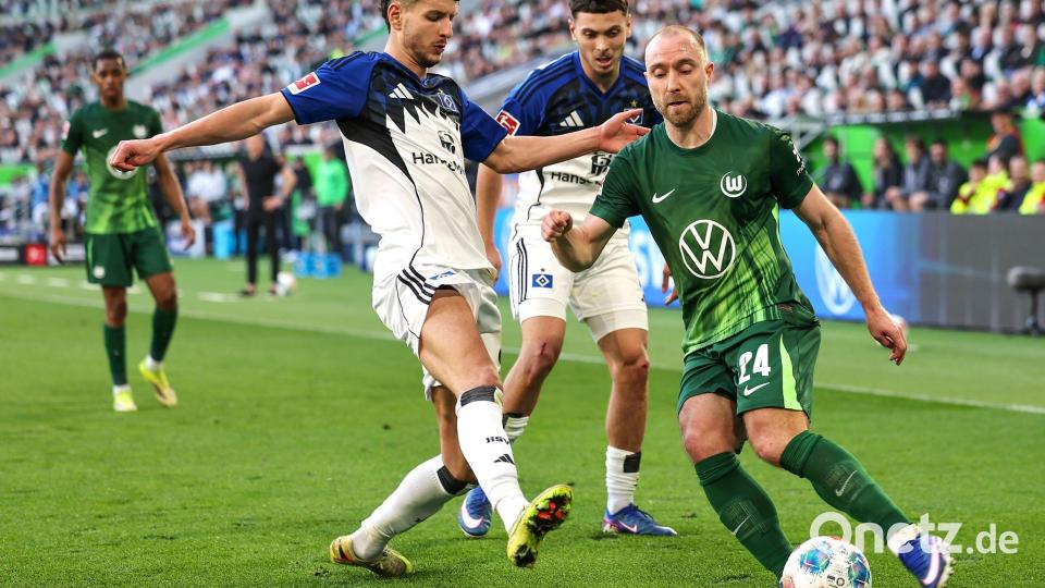 Christian Eriksen brachte den VfL Wolfsburg gegen den HSV in Führung. Bild: Andreas Gora/dpa