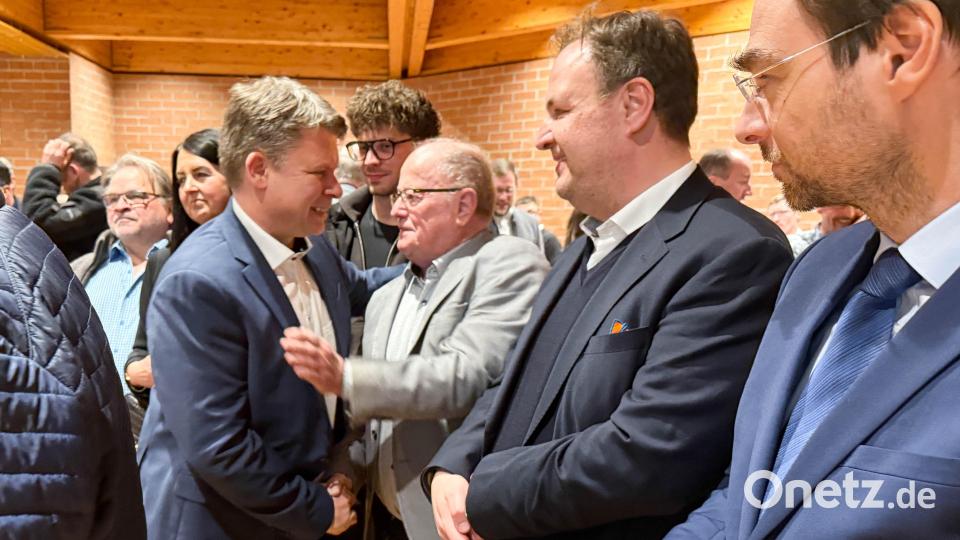 Ist er der neue Weidener CSU-Oberbürgermeister? Benjamin Zeitler geht mit großem Vorsprung in die Stichwahl. Bild: Gabi Schönberger