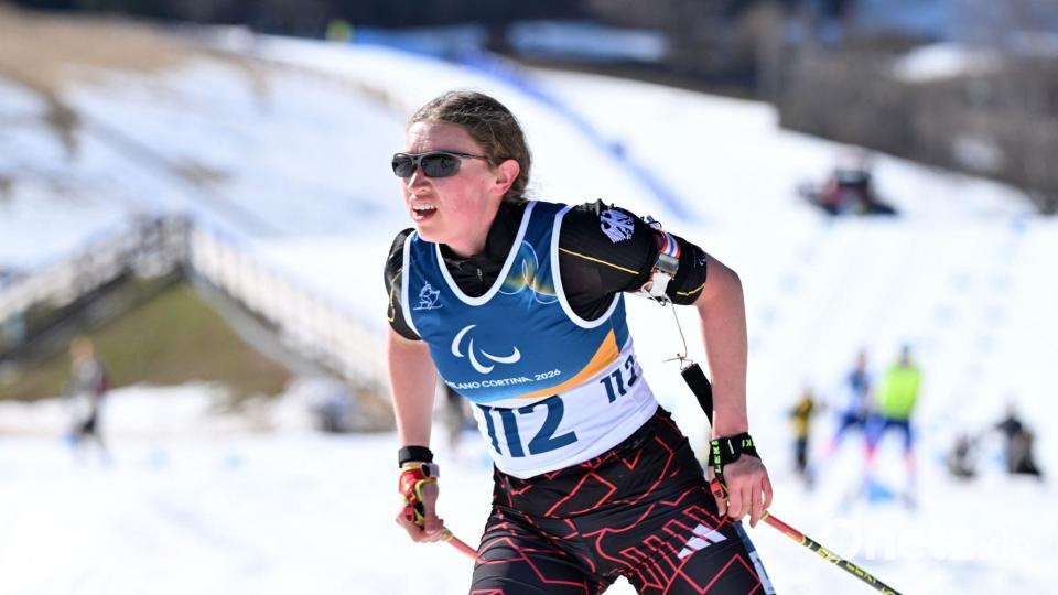 Auch Teamkollegin Leonie Walter startete im sommerlichen Outfit. Bild: Martin Schutt/dpa