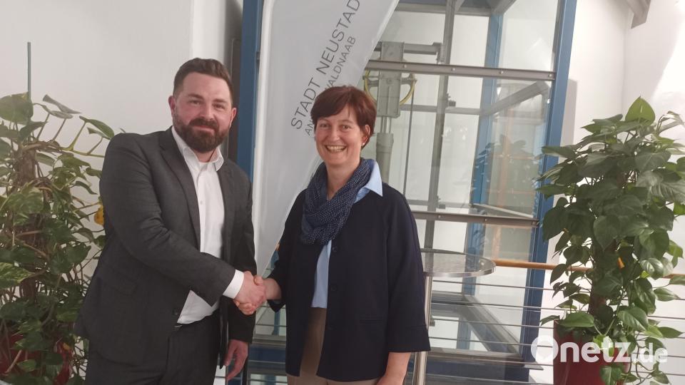 Gehen in Neustadt in die Stichwahl: Sebastian Giering (SPD) und Tanja Kippes (CSU). Bild: ui