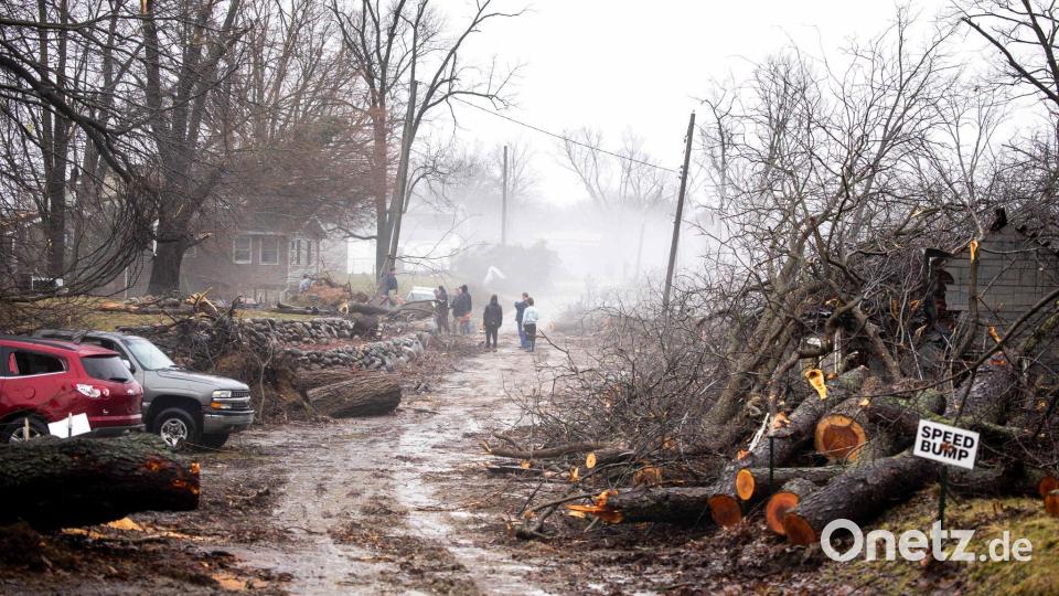 Die Folgen eines Tornados in Union City, Michigan, sind zu sehen. Bild: Devin Anderson-Torrez/MLive/dpa