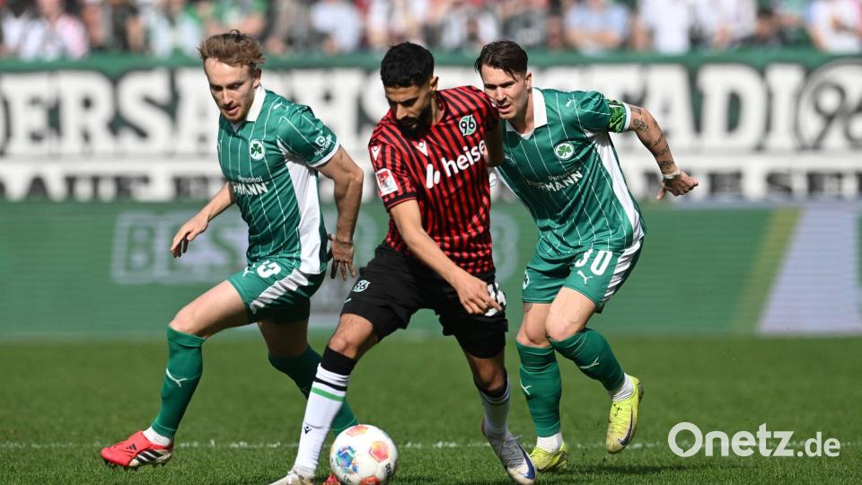 Fürth nahm Hannover immer wieder in die Mangel. Bild: Carmen Jaspersen/dpa