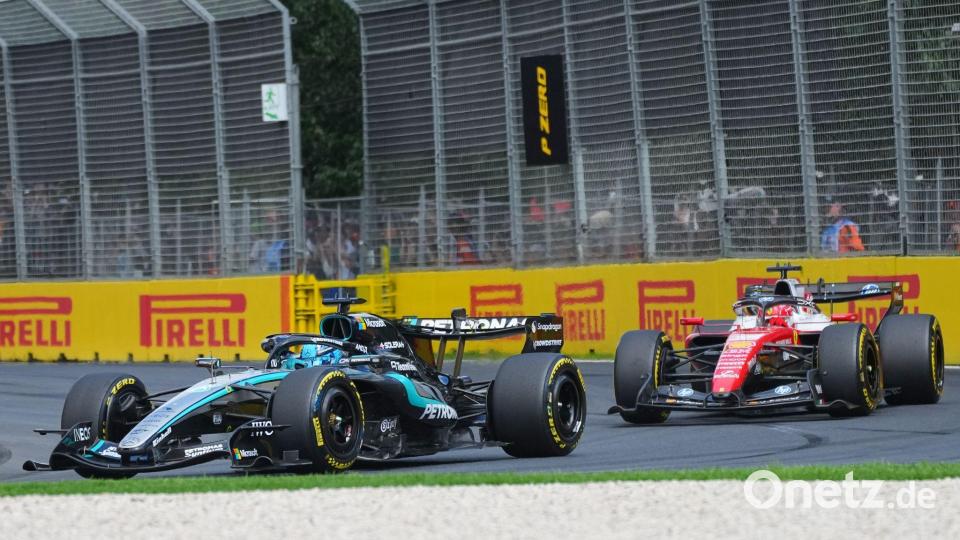 George Russell (l) und Charles Leclerc duellieren sich hart. Bild: Scott Barbour/AP/dpa