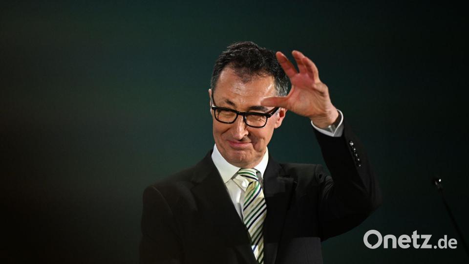 Holte auf den letzten Metern noch auf: Cem Özdemir wird wohl der nächste Ministerpräsident in Baden-Württemberg. Bild: Bernd Weißbrod/dpa