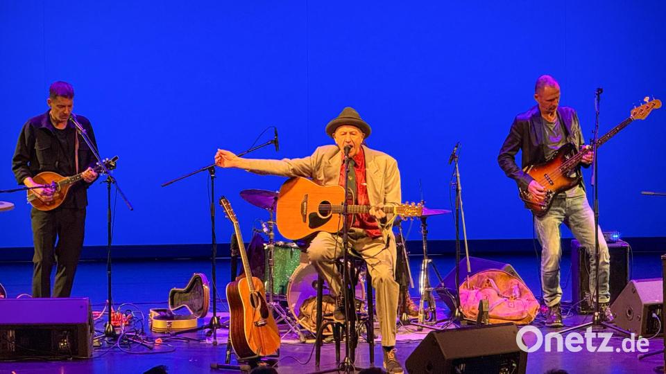 Rechts ist auch noch Bassist Christian Diener drauf. Bild: Petra Hartl