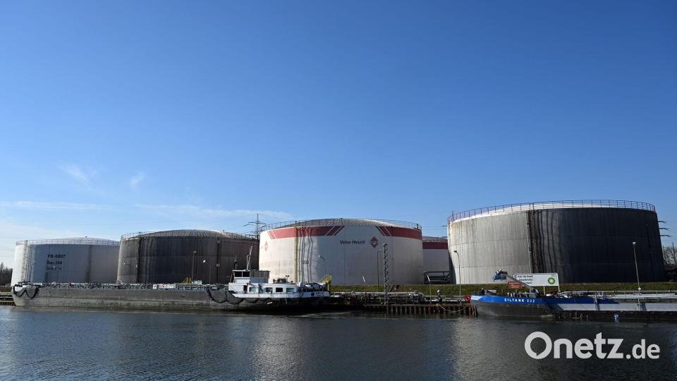 Mit dem Einsatz von Erdölreserven wurde schon in der Vergangenheit auf Krisen reagiert. (Archivbild) Bild: Federico Gambarini/dpa