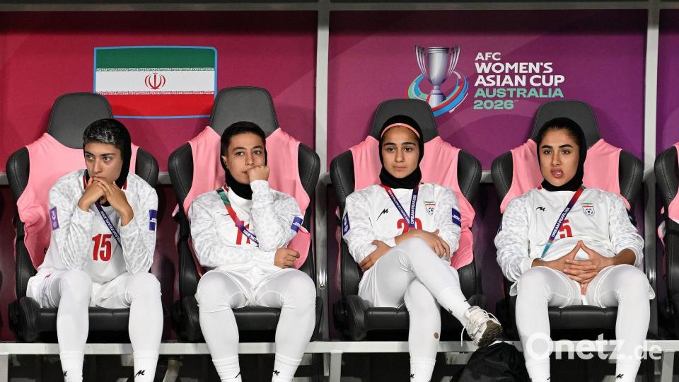 Von Irans Fußballerinnen sollen einige nach dem Aus beim Asien Cup Asyl in Australien beantragt haben. (Archivbild) Bild: Dave Hunt/AAP/dpa