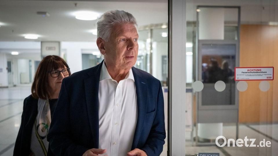 In München muss Amtsinhaber Dieter Reiter wie schon 2014 und 2020 in die Stichwahl. Bild: Peter Kneffel/dpa