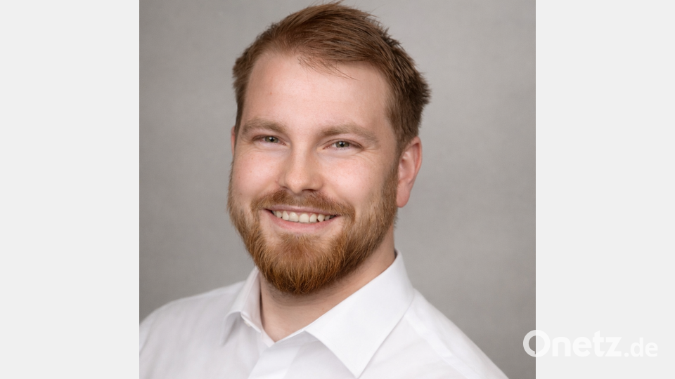 Florian Plößner von der Freie Wählergemeinschaft Vorbach-Oberbibrach-Höflas kandidiert für das Amt des Bürgermeisters in Vorbach. Bild: Isa Ott
