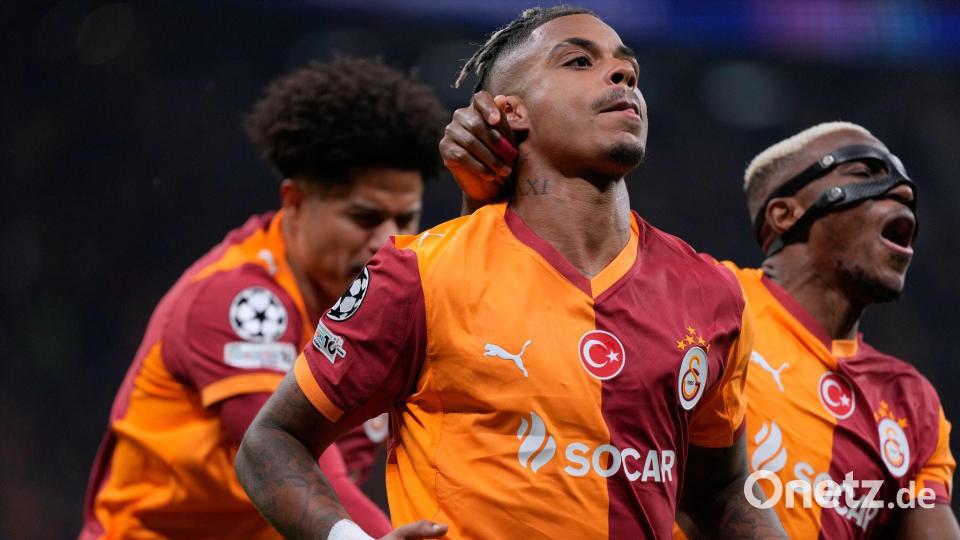 Mario Lemina gelang für Galatasaray der Siegtreffer gegen Liverpool. Bild: Khalil Hamra/AP/dpa