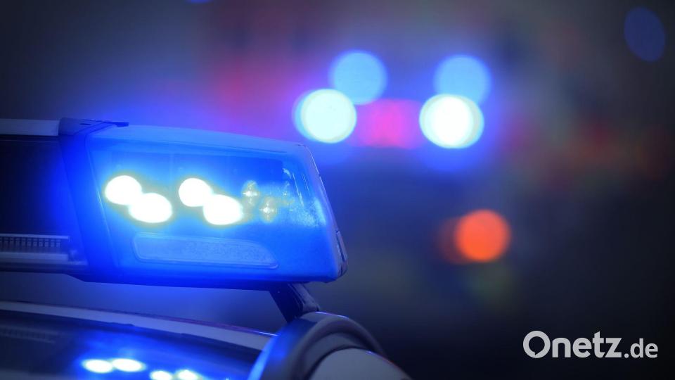 Mit Razzien ist die Polizei gegen den rechtsextremen Verlag vorgegangen. (Archivbild) Bild: Karl-Josef Hildenbrand/dpa