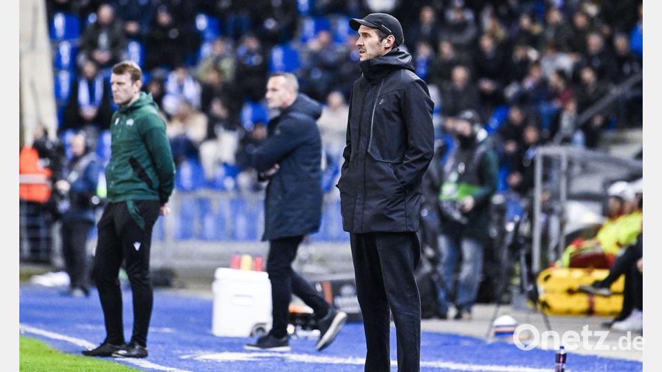 Will mit Freiburg erstmals ins Viertelfinale: Julian Schuster Bild: Tom Goyvaerts/Belga/dpa