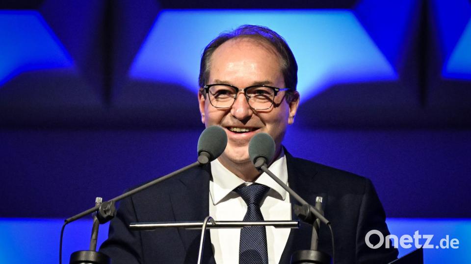 Nach den Worten von Bundesinnenminister Dobrindt wird eine Abwehr gegen Cyberattacken geschaffen, selbst wenn diese von außerhalb Europas kommen. Bild: Soeren Stache/dpa