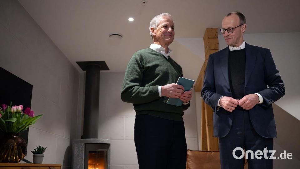 Merz will am Nachmittag mit einem Militärtransporter vom Typ A400M zum Militärstützpunkt Bardufoss fliegen und sich mit Støre ein Bild von der Übung Cold Response machen. Bild: Soeren Stache/dpa