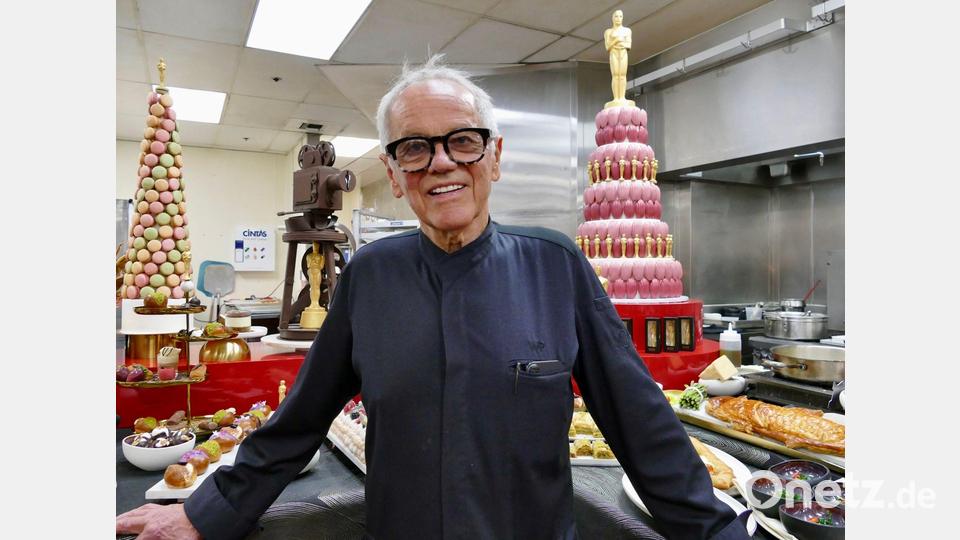 Star-Koch Puck verköstigt die Oscar-Gäste seit 32 Jahren. Bild: Barbara Munker/dpa