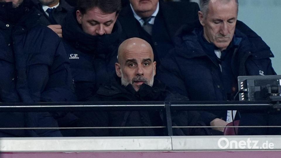 Pep Guardiola musste wegen seiner Sperre von der Tribüne zuschauen. Bild: Bradley Collyer/PA Wire/dpa