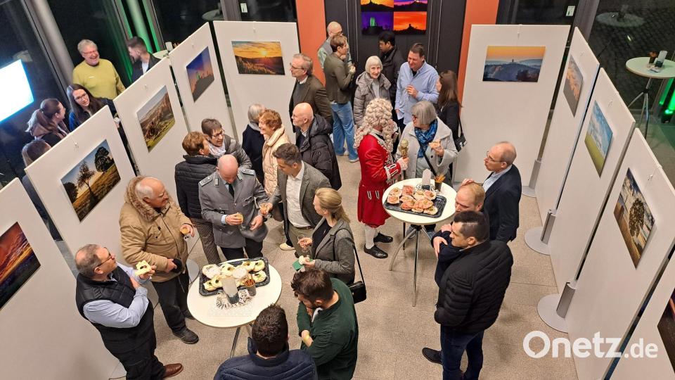 24 Bilder zu Oberviechtach und Umgebung sind im Kulturzentrum zu besichtigen Bild: wel