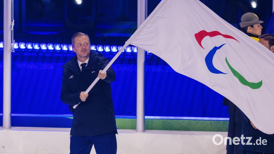 Alles hat ein Ende. Andrew Parsons, , Präsident des IPC, beendet die Paralympischen Spiele 2026. Bild: Philipp von Ditfurth/dpa