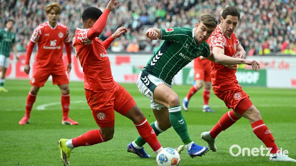 Keke Topp und Werder Bremen zeigten gegen Mainz eine ganz schwache Leistung. Bild: Carmen Jaspersen/dpa