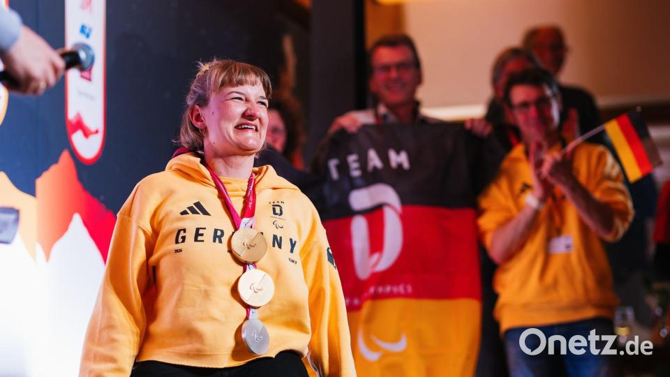 Zweimal Gold und einmal Silber: Anna-Lena Forster. Bild: Philipp von Ditfurth/dpa