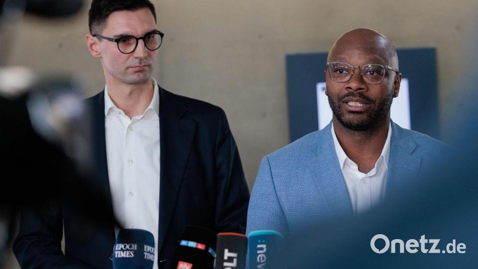 Politiker der Koalition zeigen sich enttäuscht über die Mineralölbranche. Bild: Carsten Koall/dpa