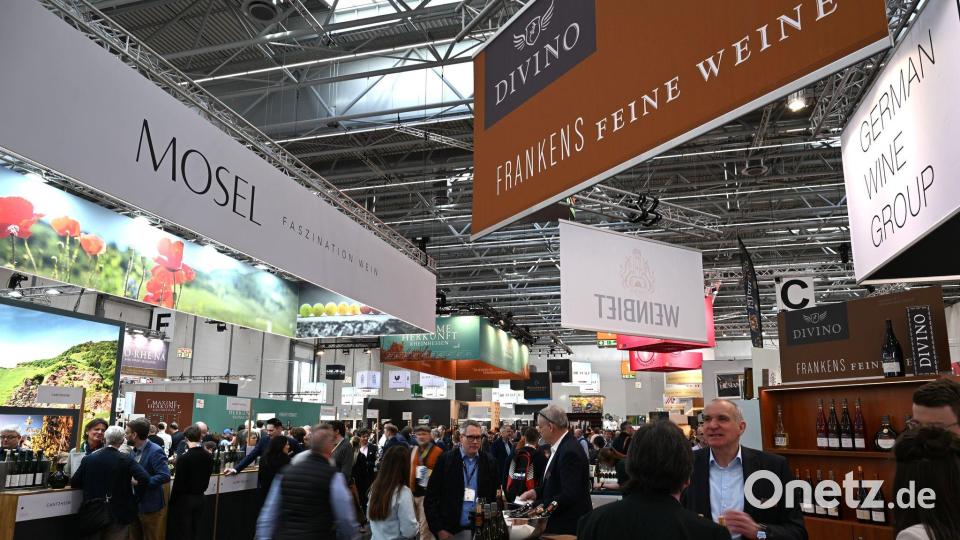 Auf der Weinmesse Prowein ist viel los. Bild: Wolf von Dewitz/dpa