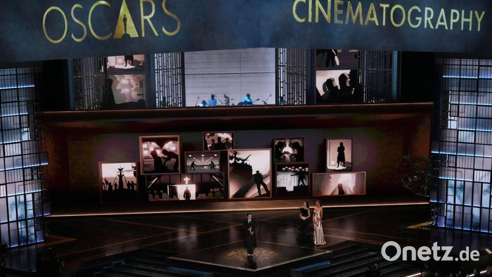 Autumn Durald Arkapaw auf der Bühne der Oscarverleihung im Dolby Theatre. Bild: Chris Pizzello/Invision/AP/dpa